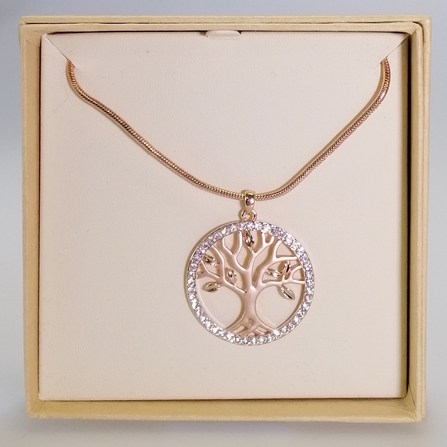 Tree of life deals pendant nz