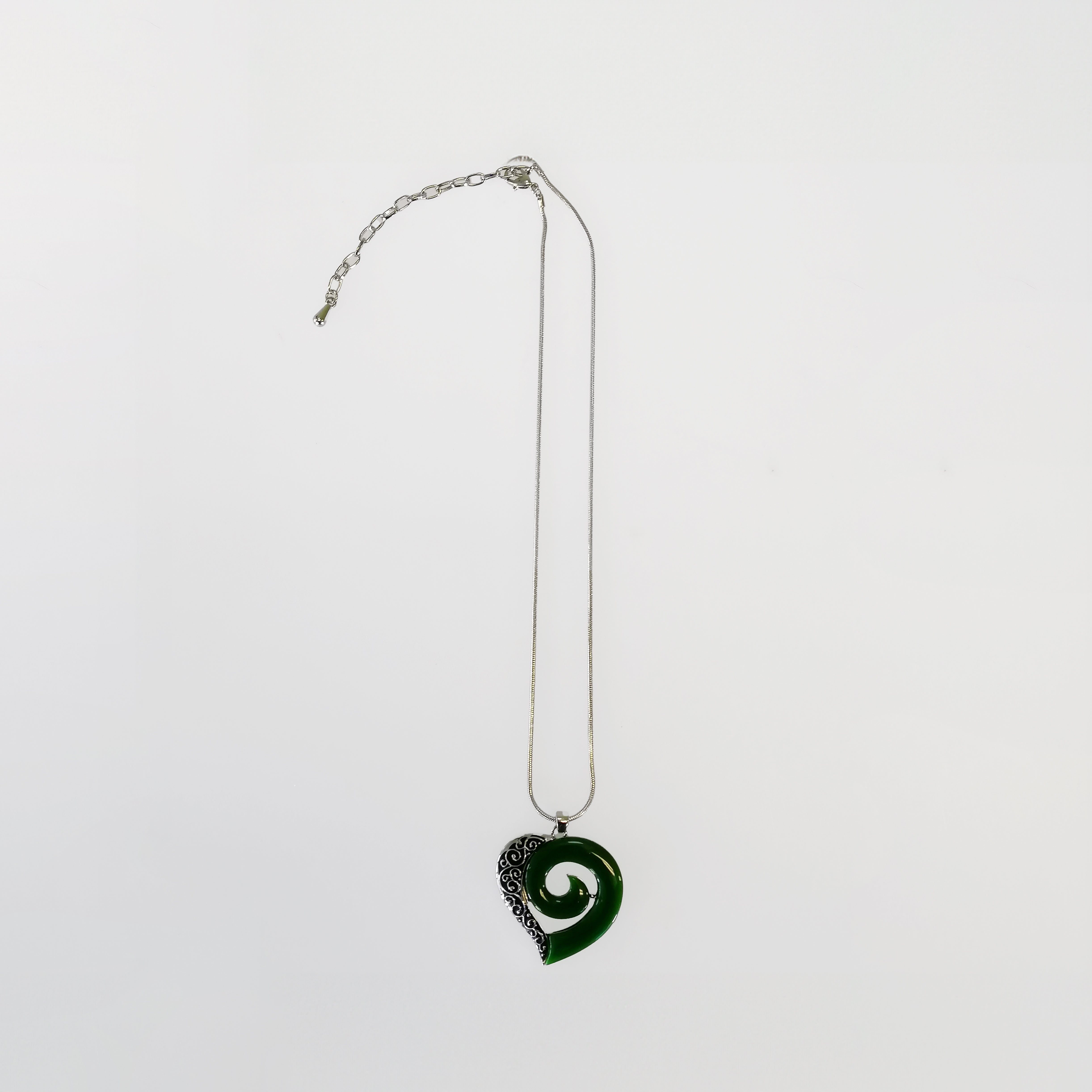 Kiwicraft - Jade Green Koru Heart Necklace