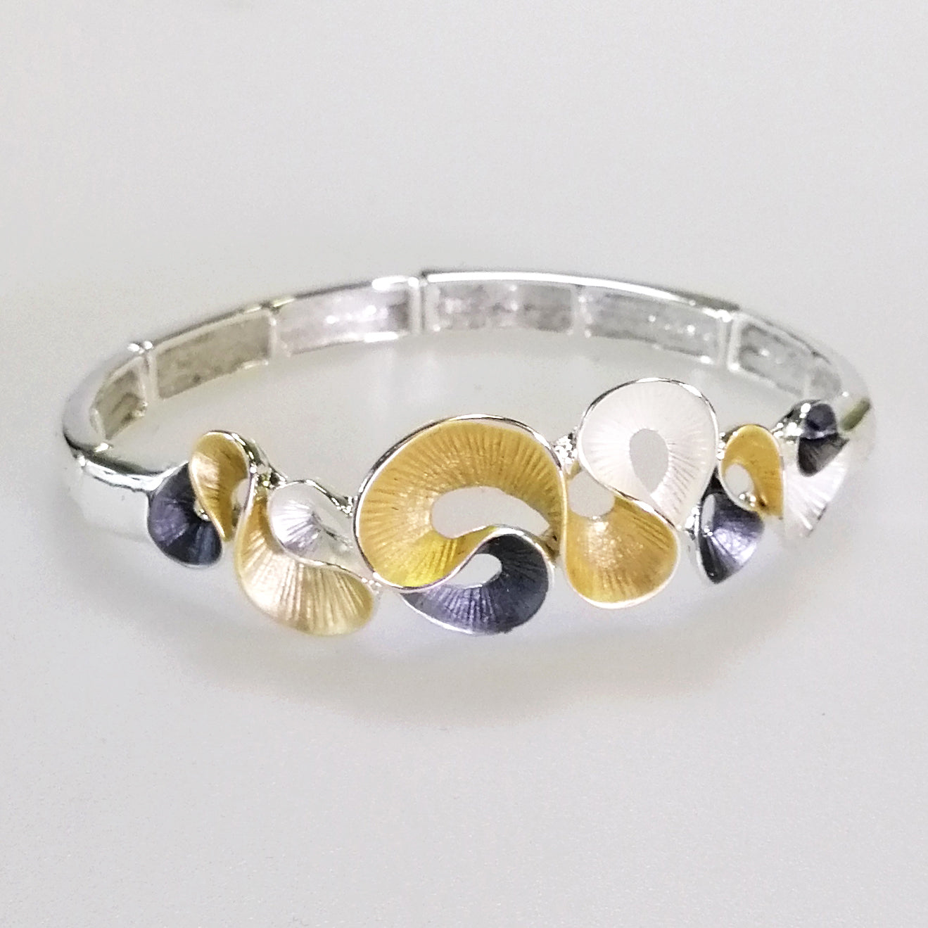 Kiwicraft - Ribbon Twist Bracelet - Grey, Gold & White