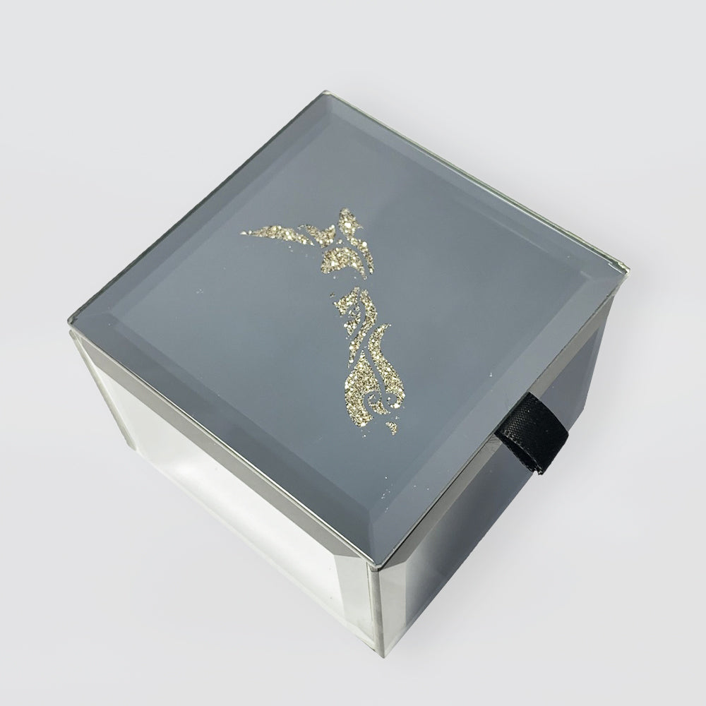 Small Trinket Box W/ NZ Map