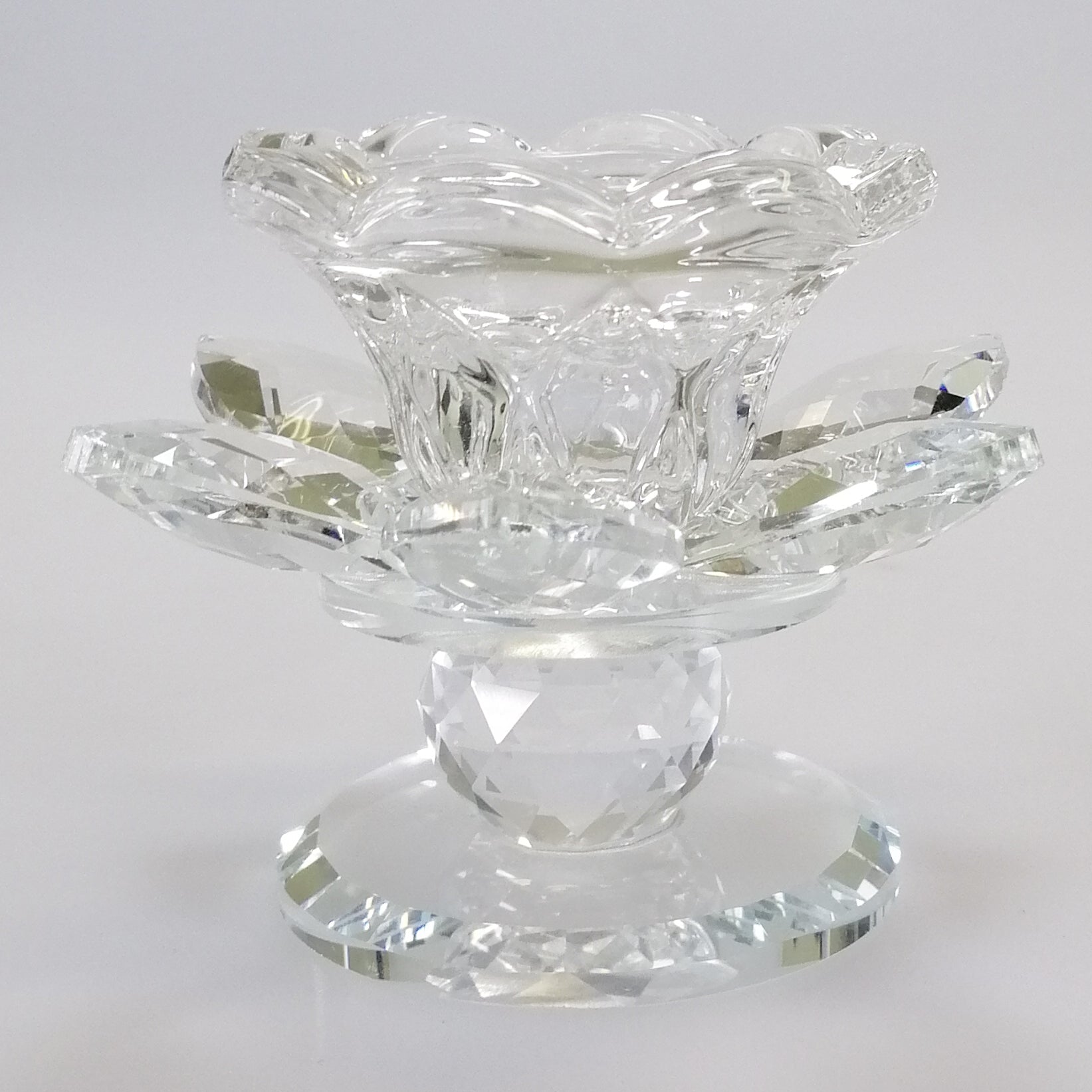 Short Clear Glass Flower Candlestand