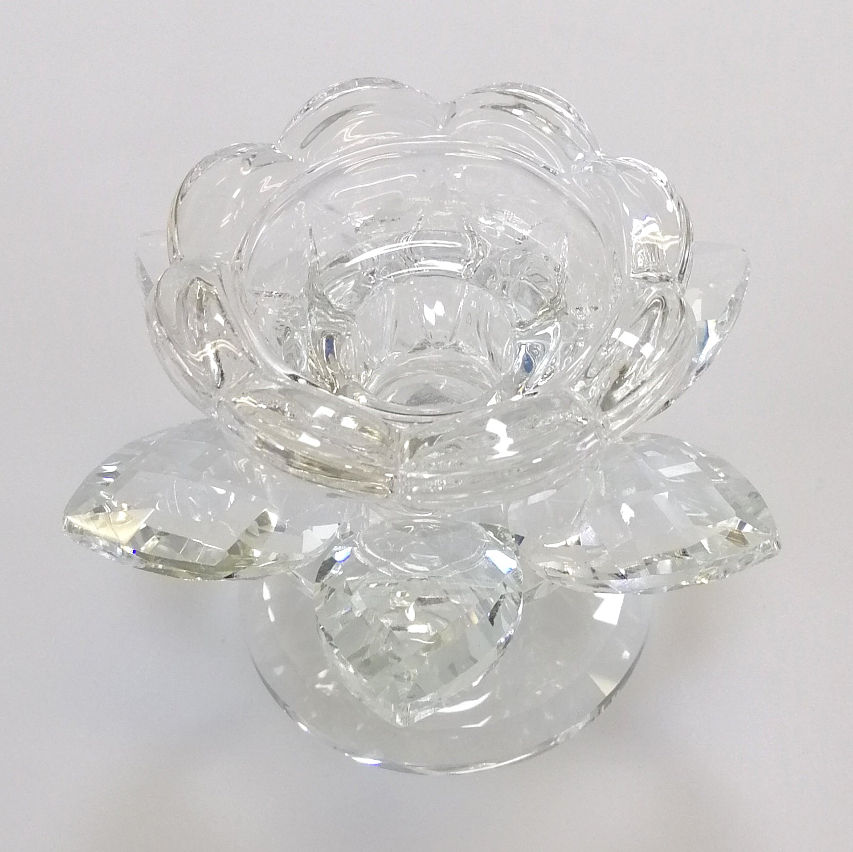 Short Clear Glass Flower Candlestand