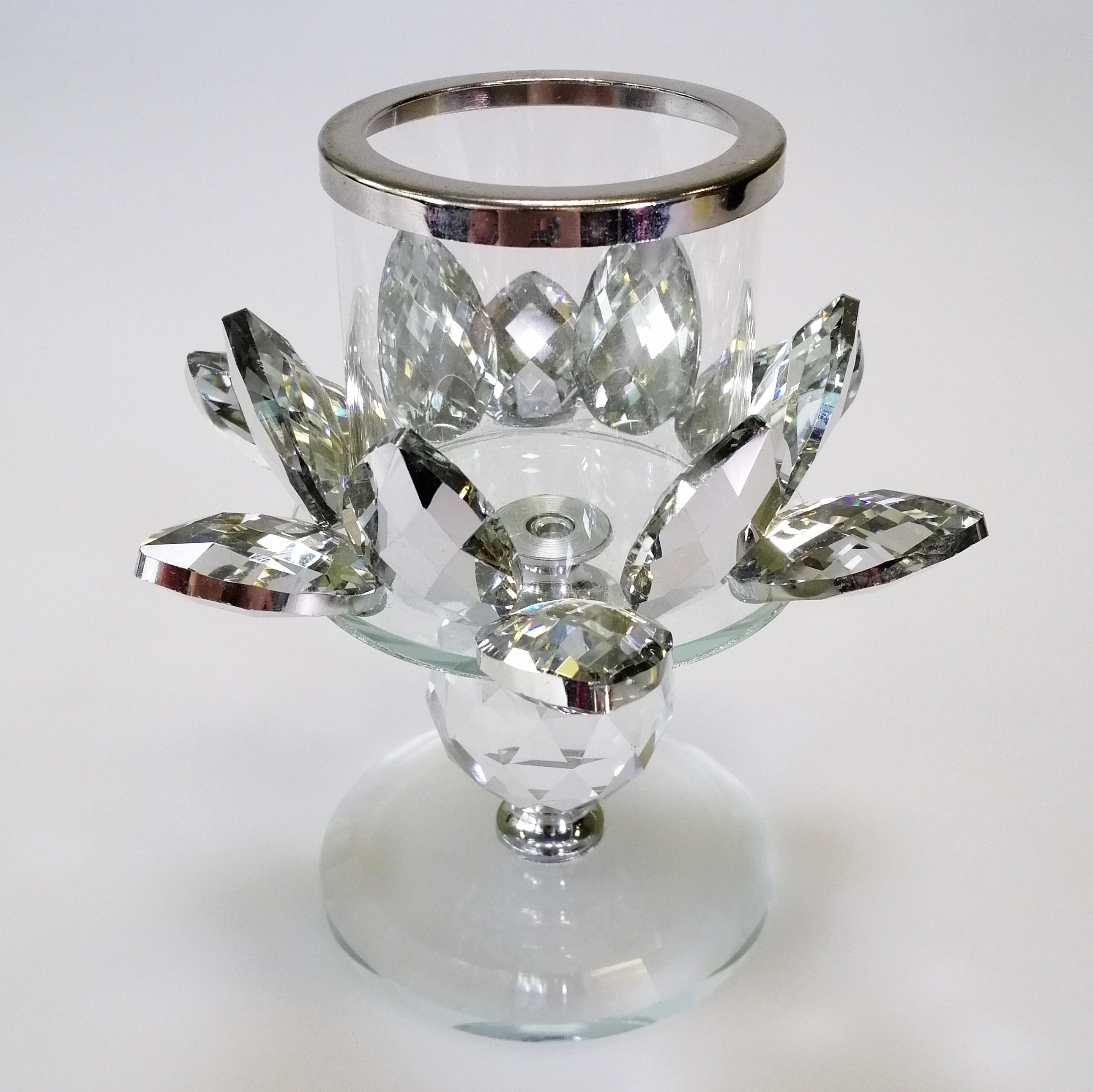 Clear Glass Flower Candlestand with Silver-Look Petals