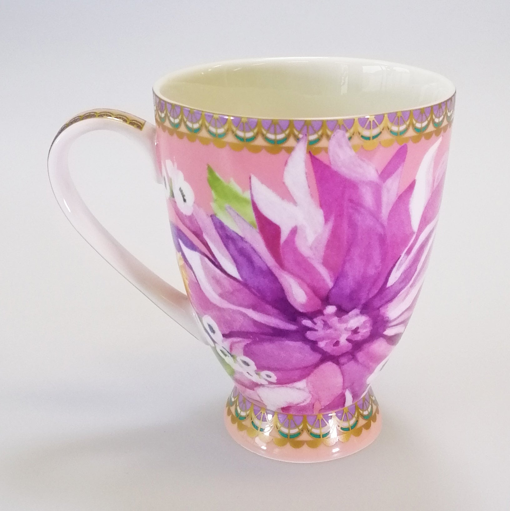 Dahlia Daze Footed Mug - Pink