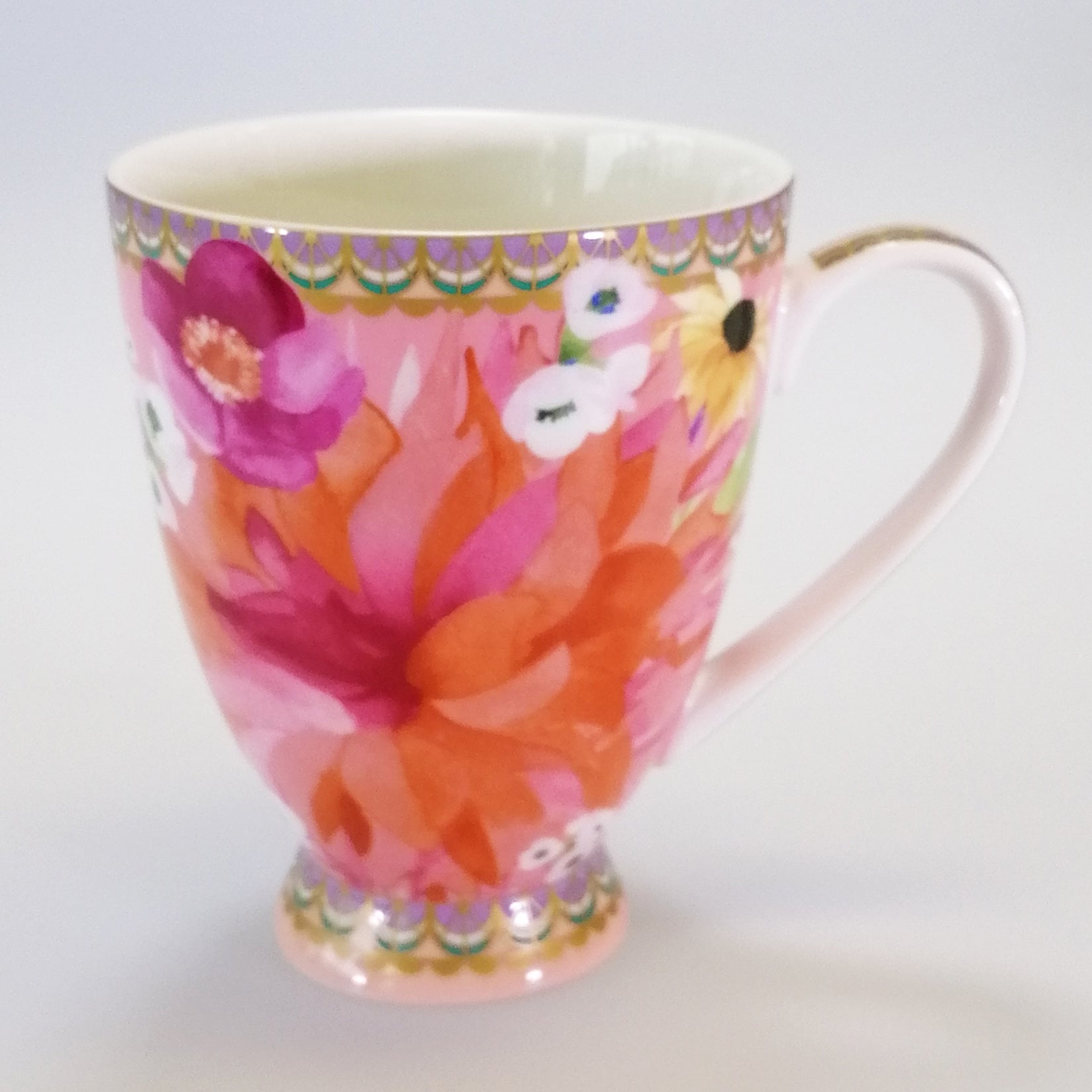 Dahlia Daze Footed Mug - Pink