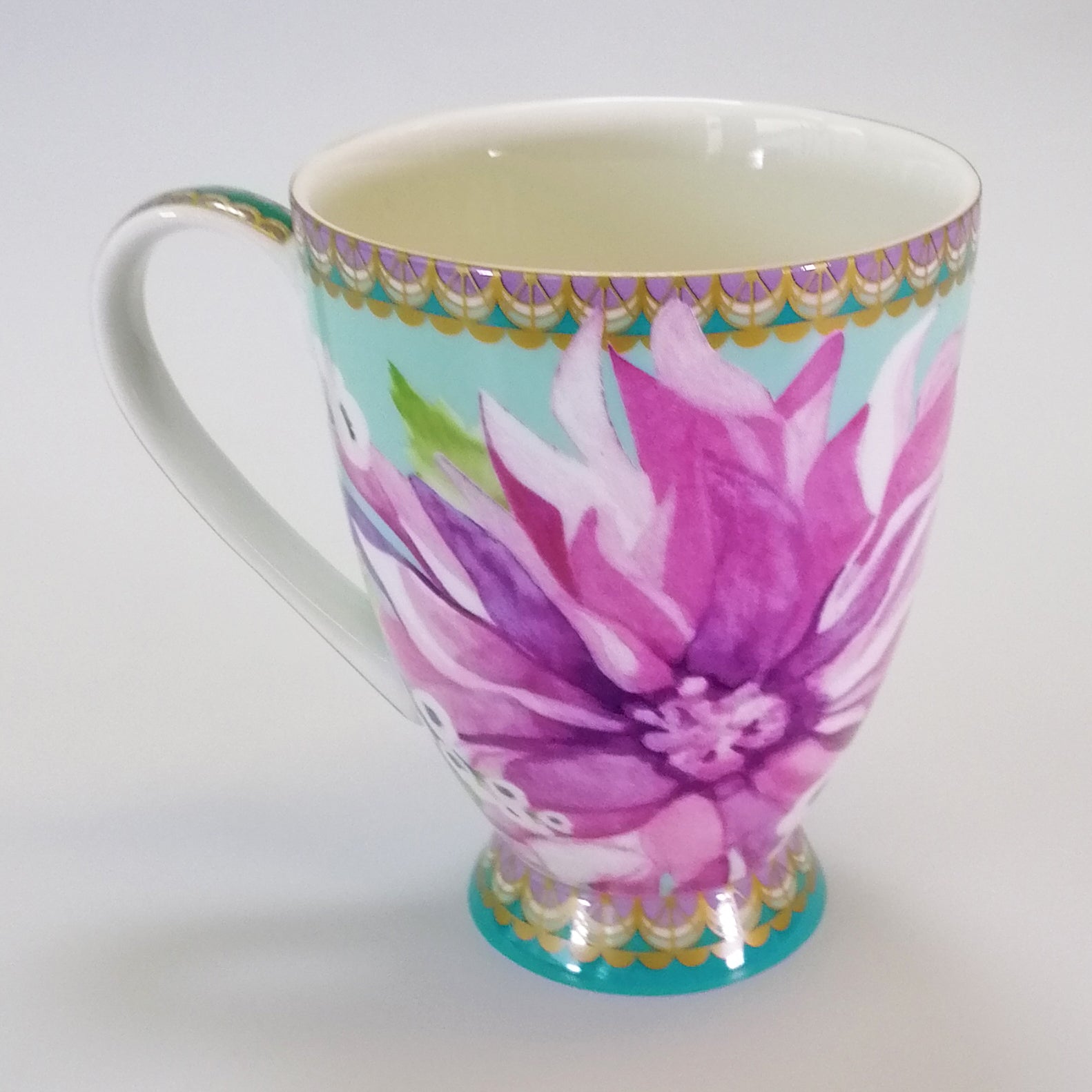 Dahlia Daze Footed Mug - Blue