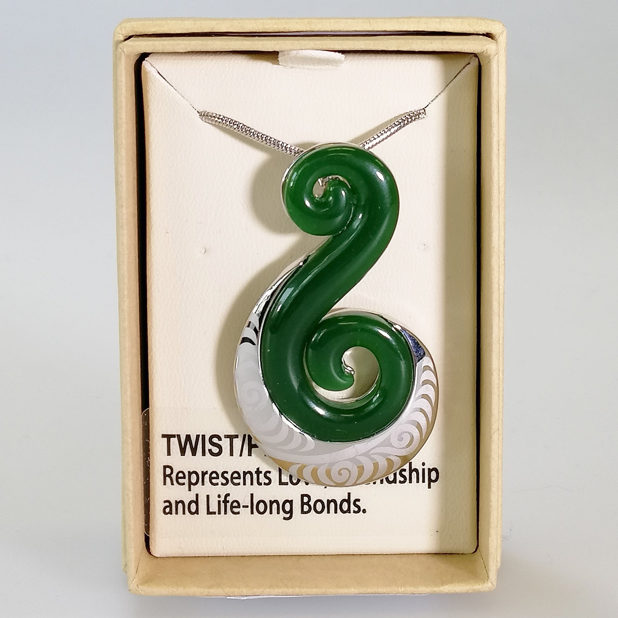 Kiwicraft - Jade Green Koru Twist Necklace