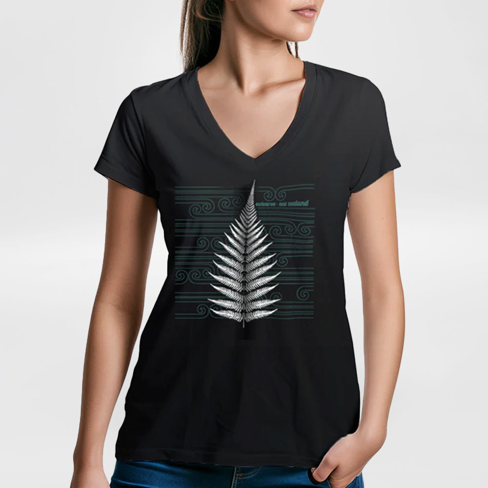 Silver Fern Stripes' - Womens T-Shirt