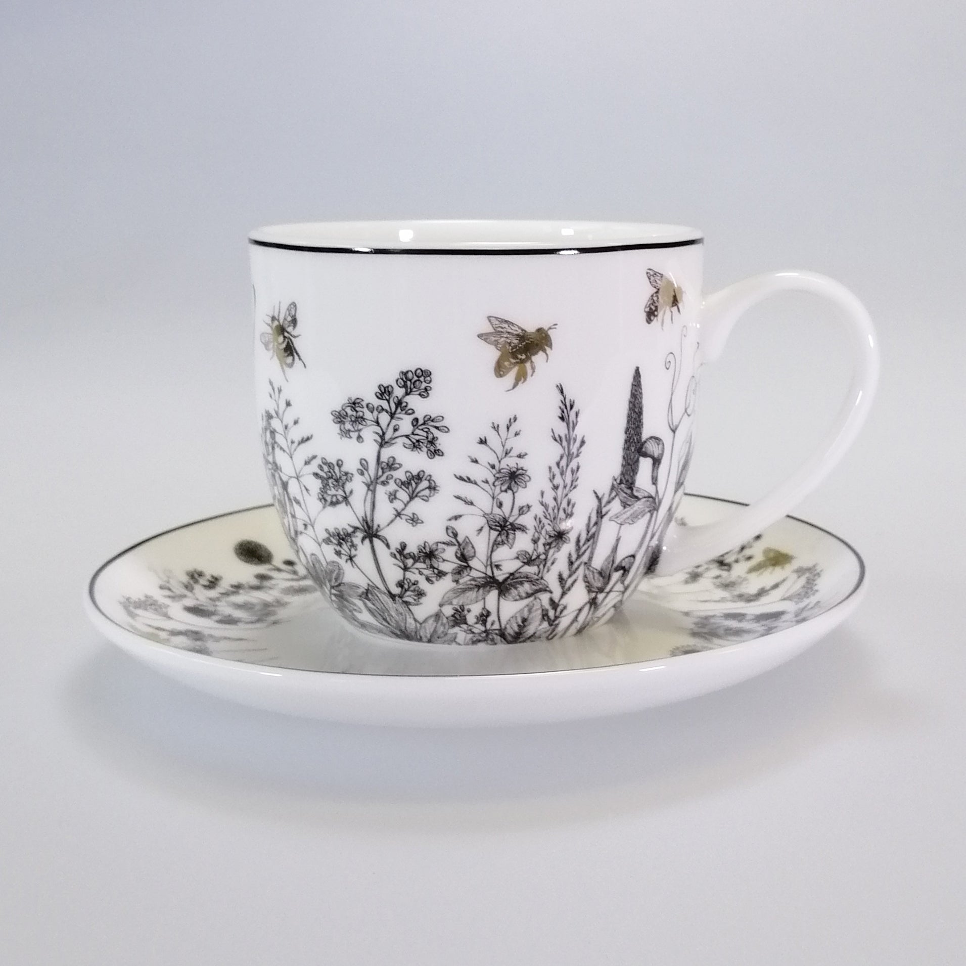 Ashdene Queen Bee Breakfast Cup & Saucer