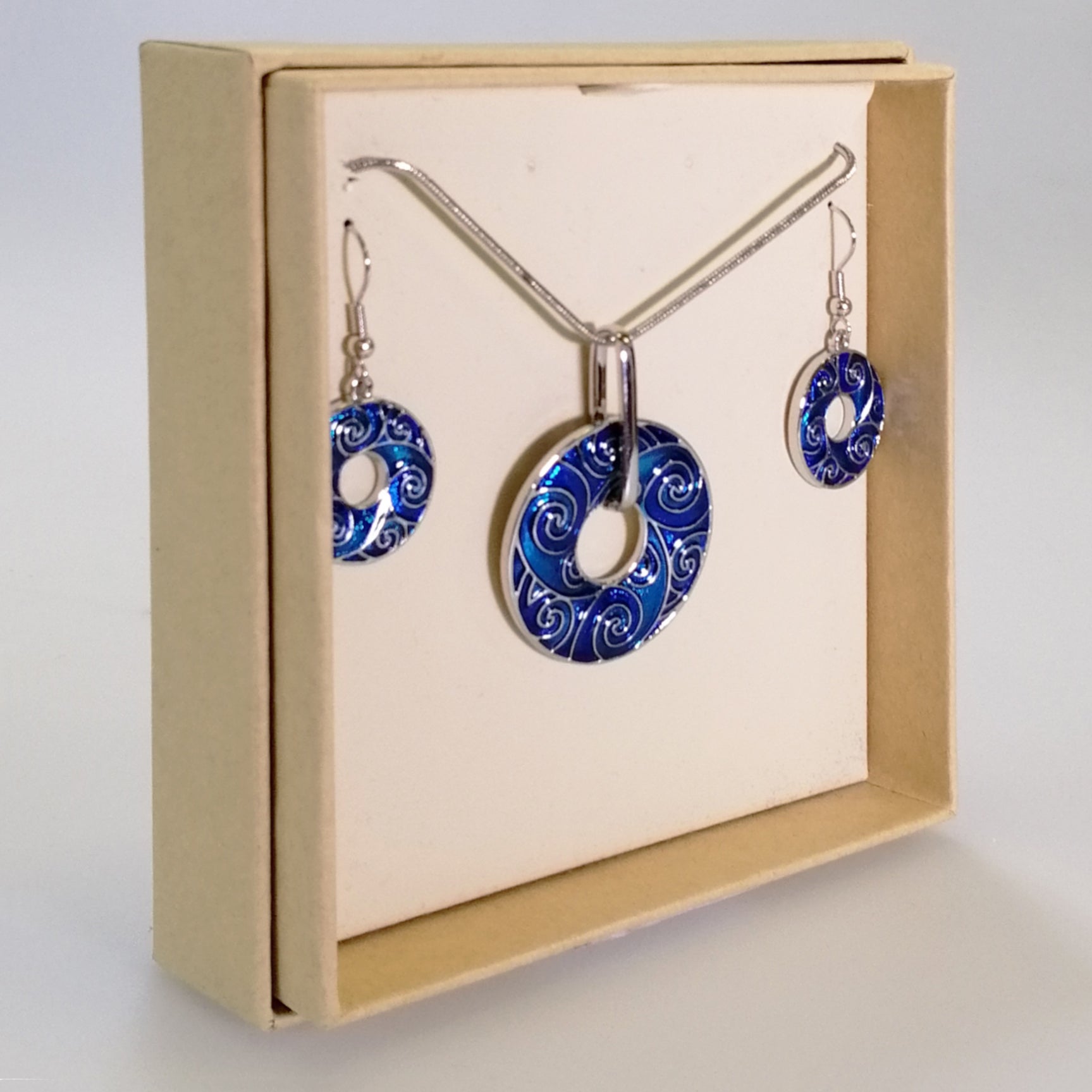 Kiwicraft - Blue Koru Disc Necklace & Earrings Set