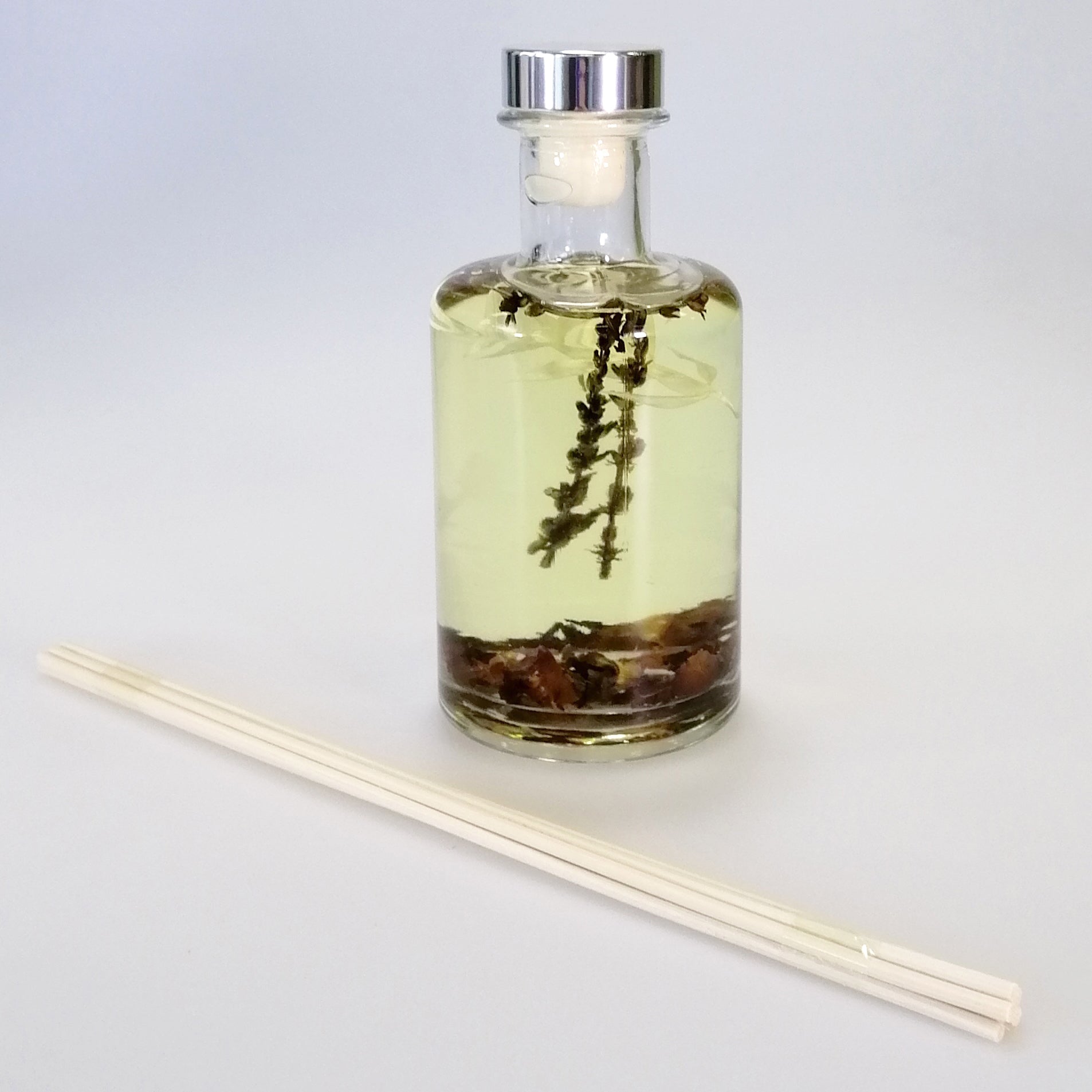 Vivante Botanicals - Diffuser - Gardenia and Frangipani - 200ml