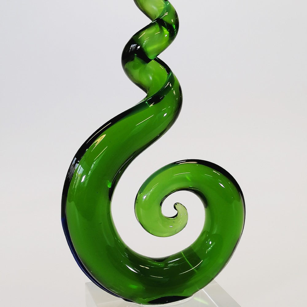 Koru Twisted With Frond - 15.5cm