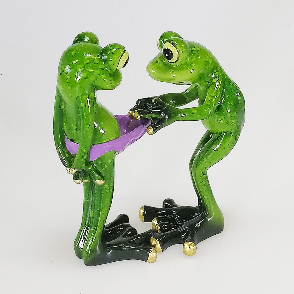'Underwear' Frogs - Figurine