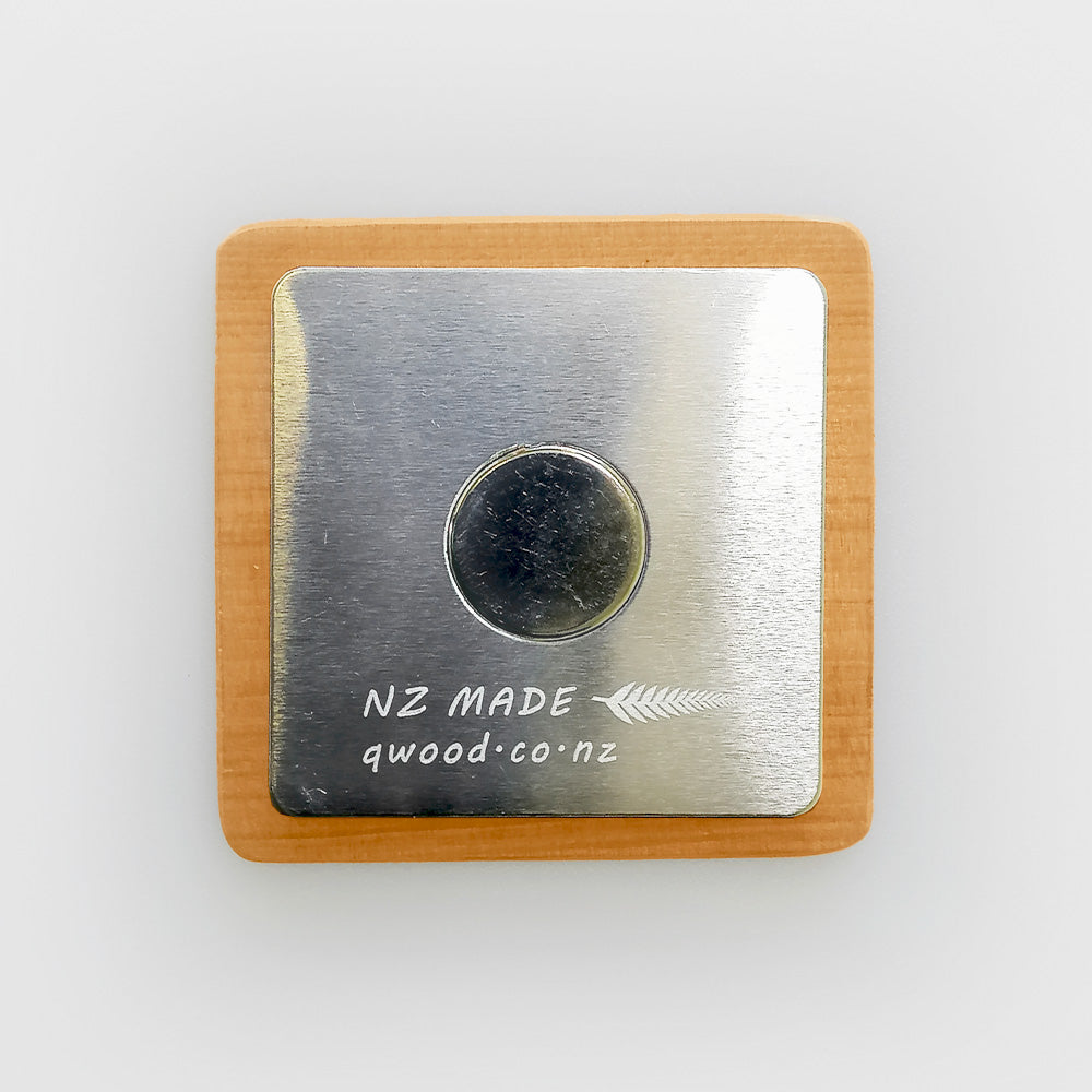 NZ Wood & Paua Magnet - Fantail