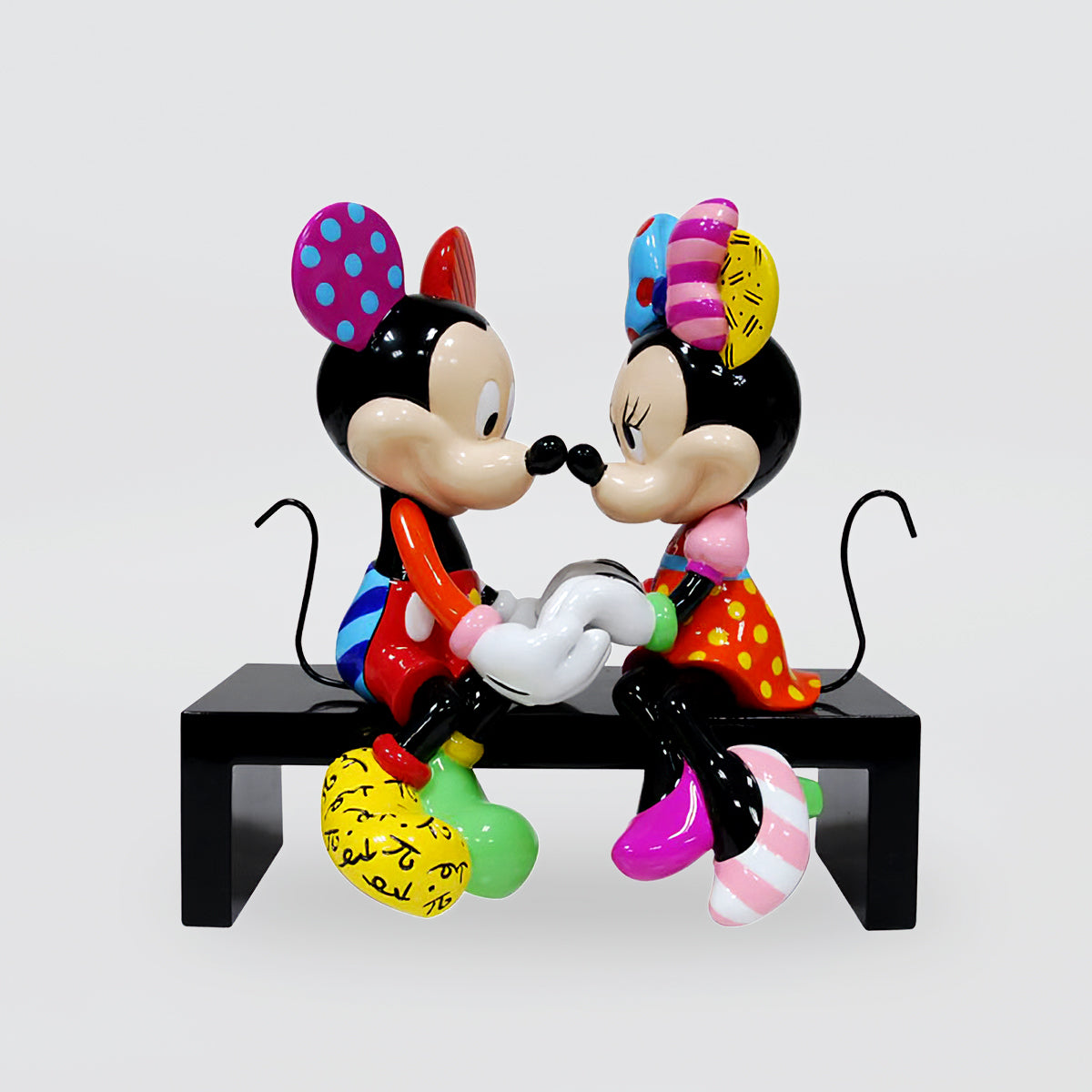 Britto 'Mickey & Minnie' Love Figurine