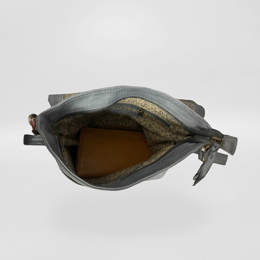 In Leatherz - Ridge Flap Tote Bags