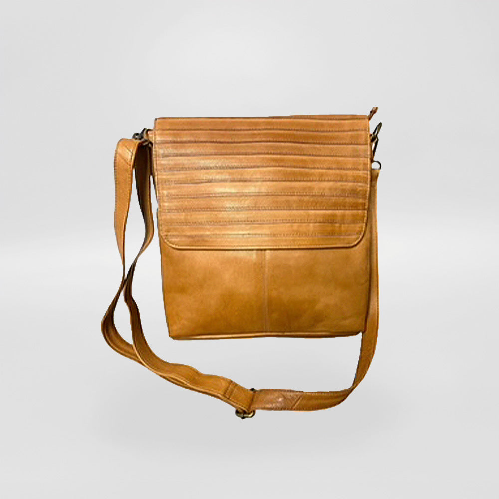 In Leatherz - Ridge Flap Tote Bags