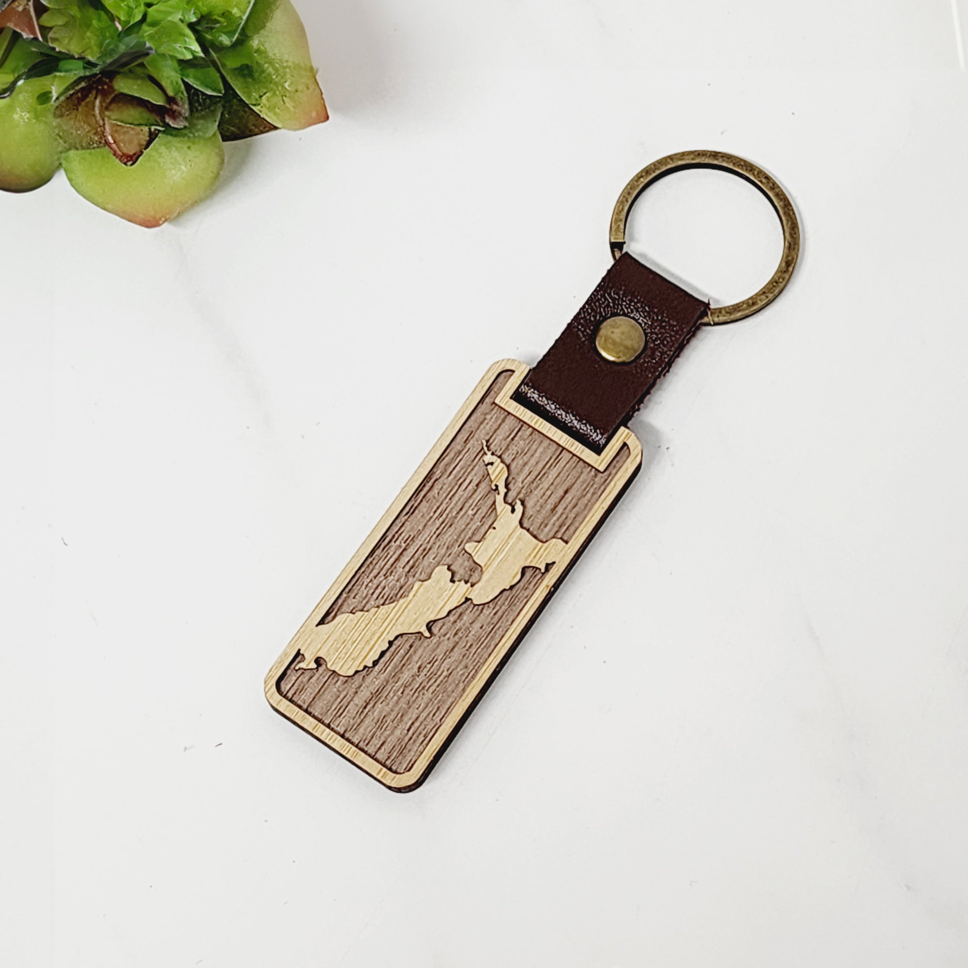 Wooden 'NZ Map' Keyring