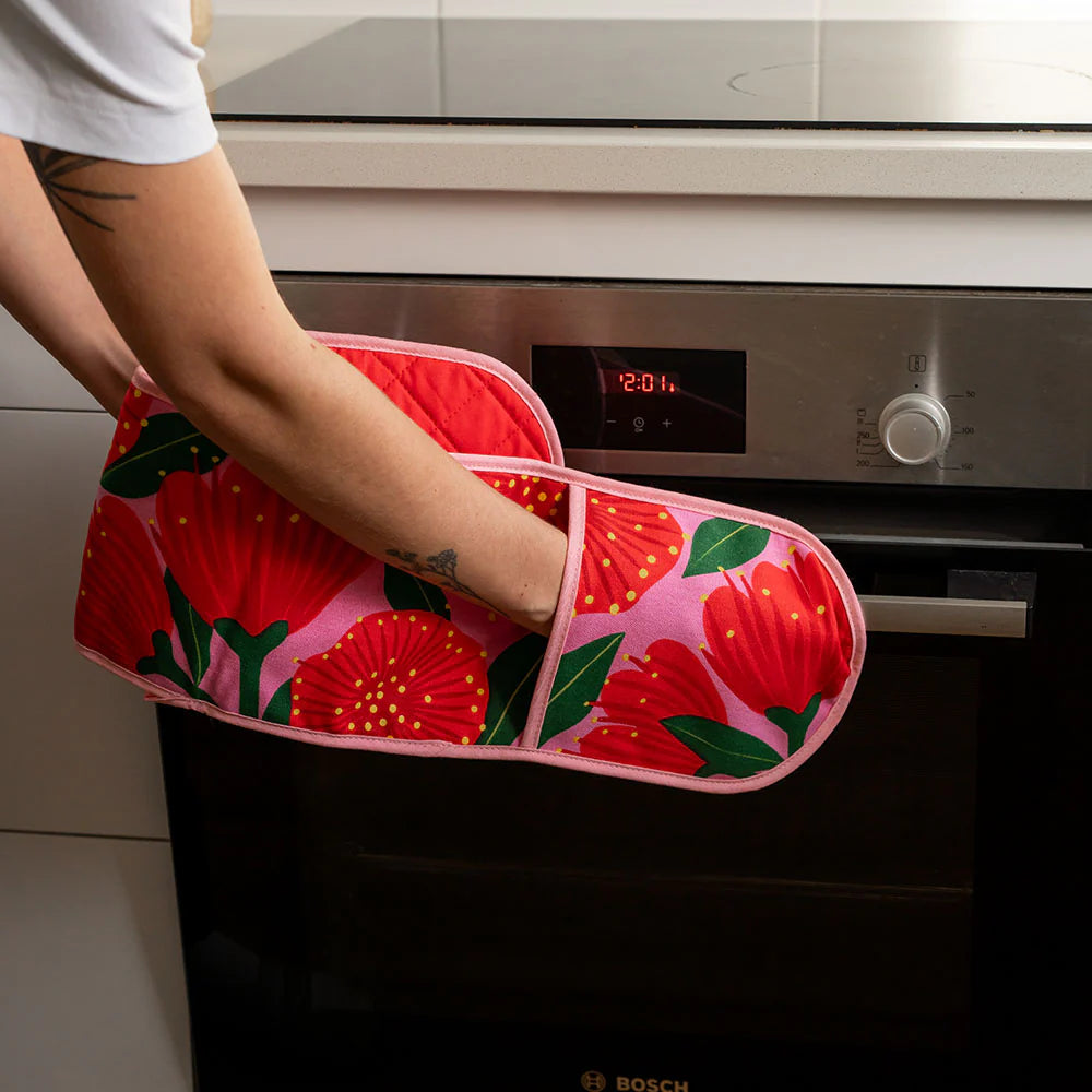 Pohutukawa Double Oven Mitt