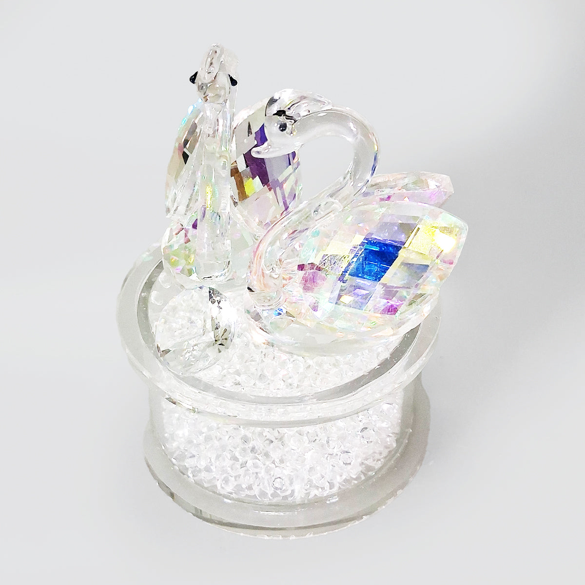 Crystal Glass Swans & Diamond On Stand