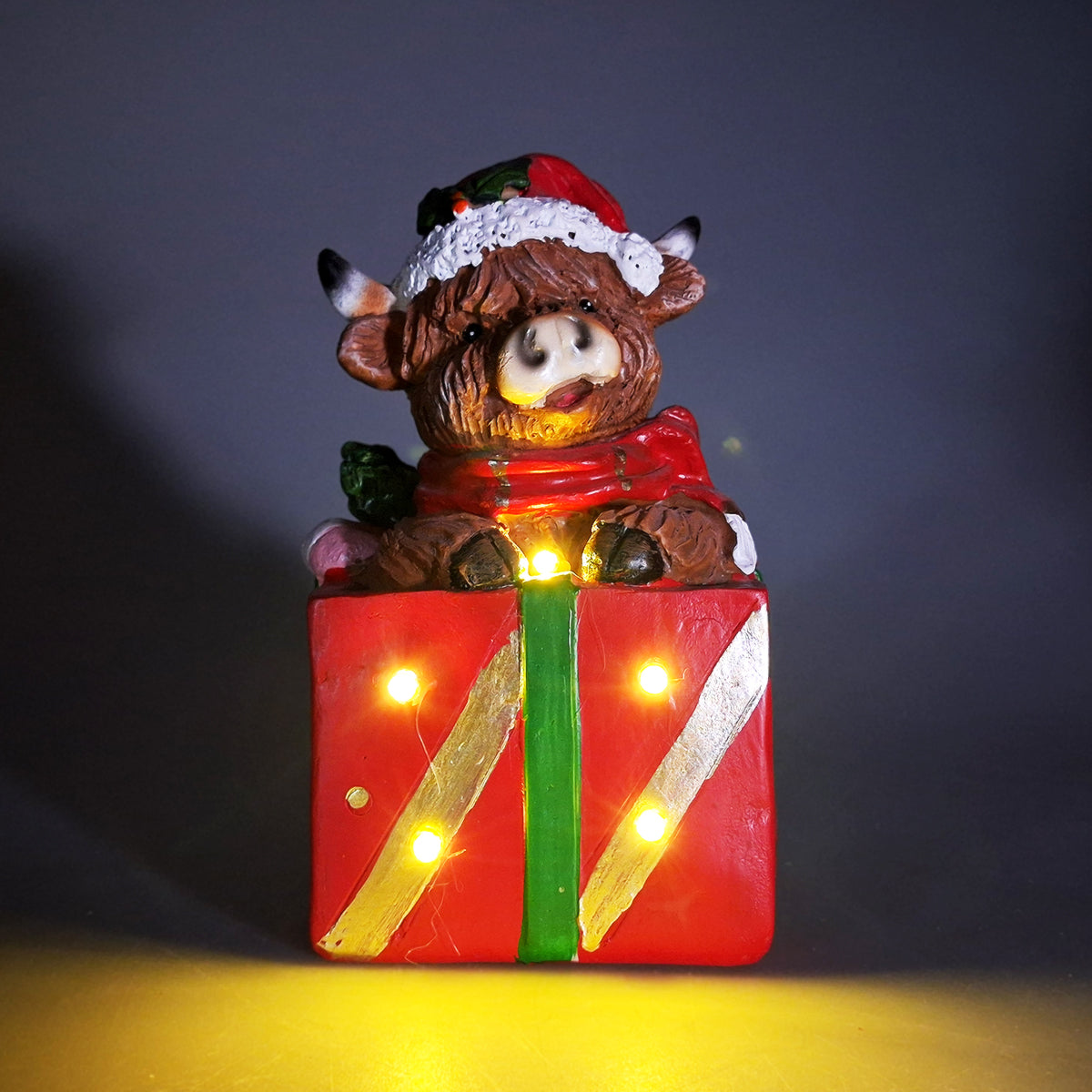 Christmas Highland Cow In A Box - LED