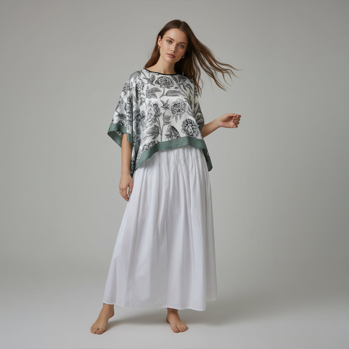 Green Trim Peone Poncho