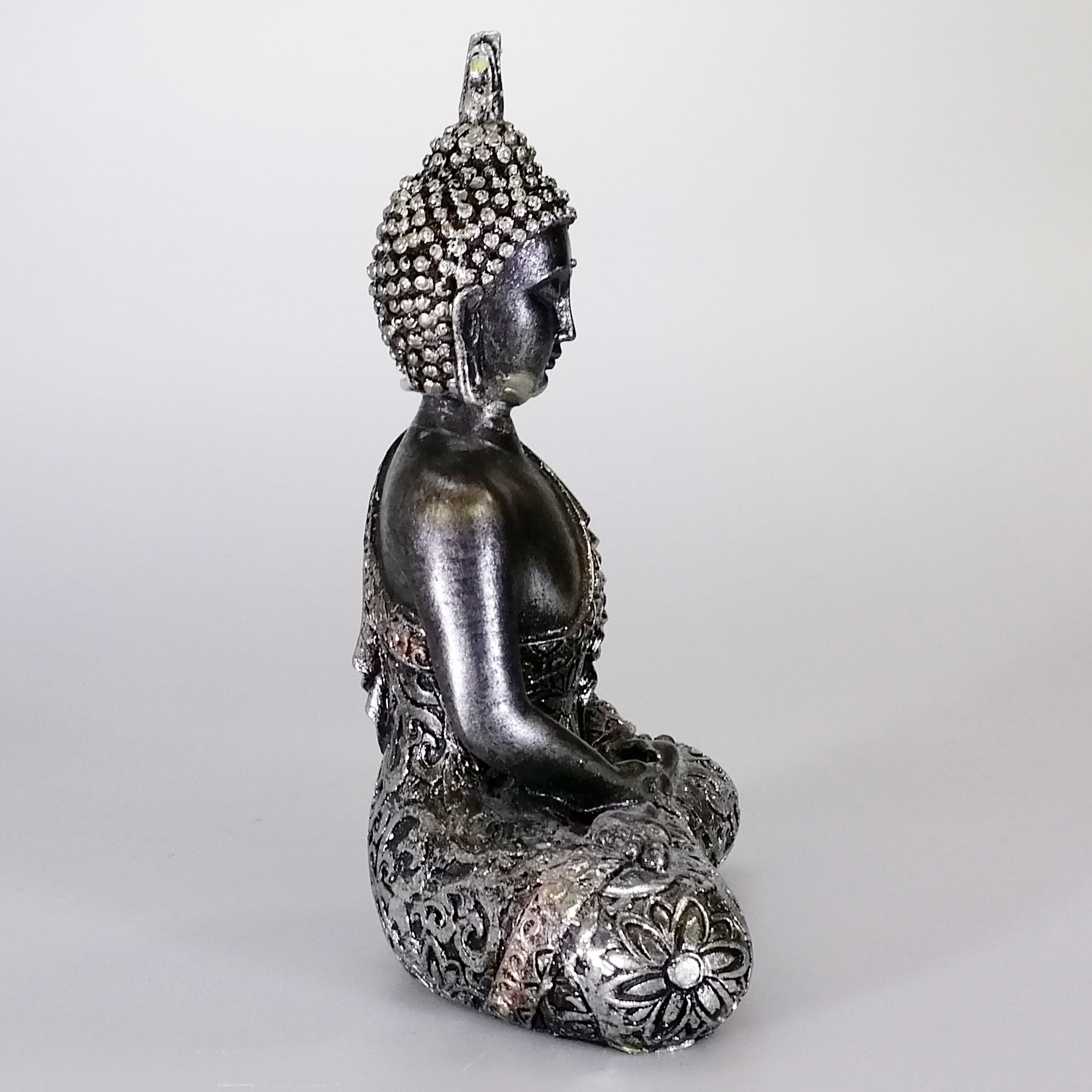 Buddha Figure - Hands on Knee - 18cm