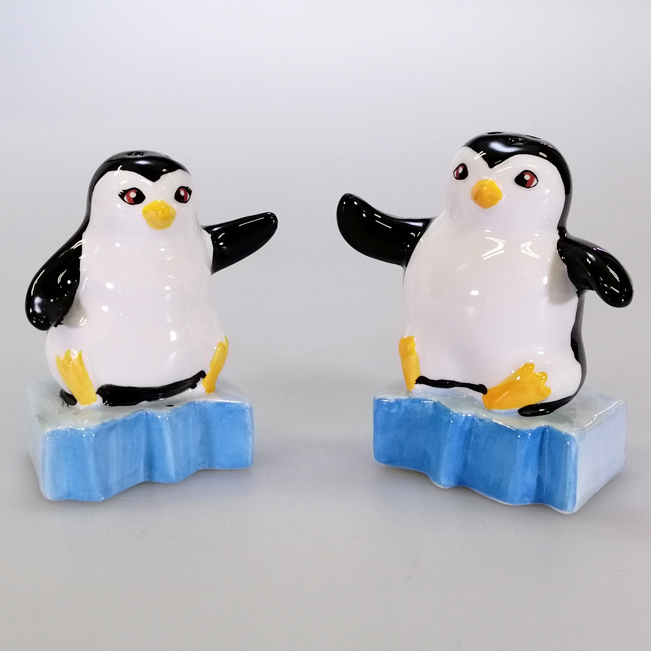 Penguin Island' Collectible Ceramic Salt & Pepper Set