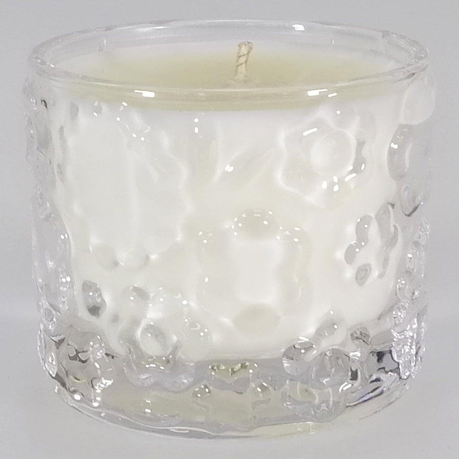 The Aromatherapy Co. FLWR Candle - Purple Reign