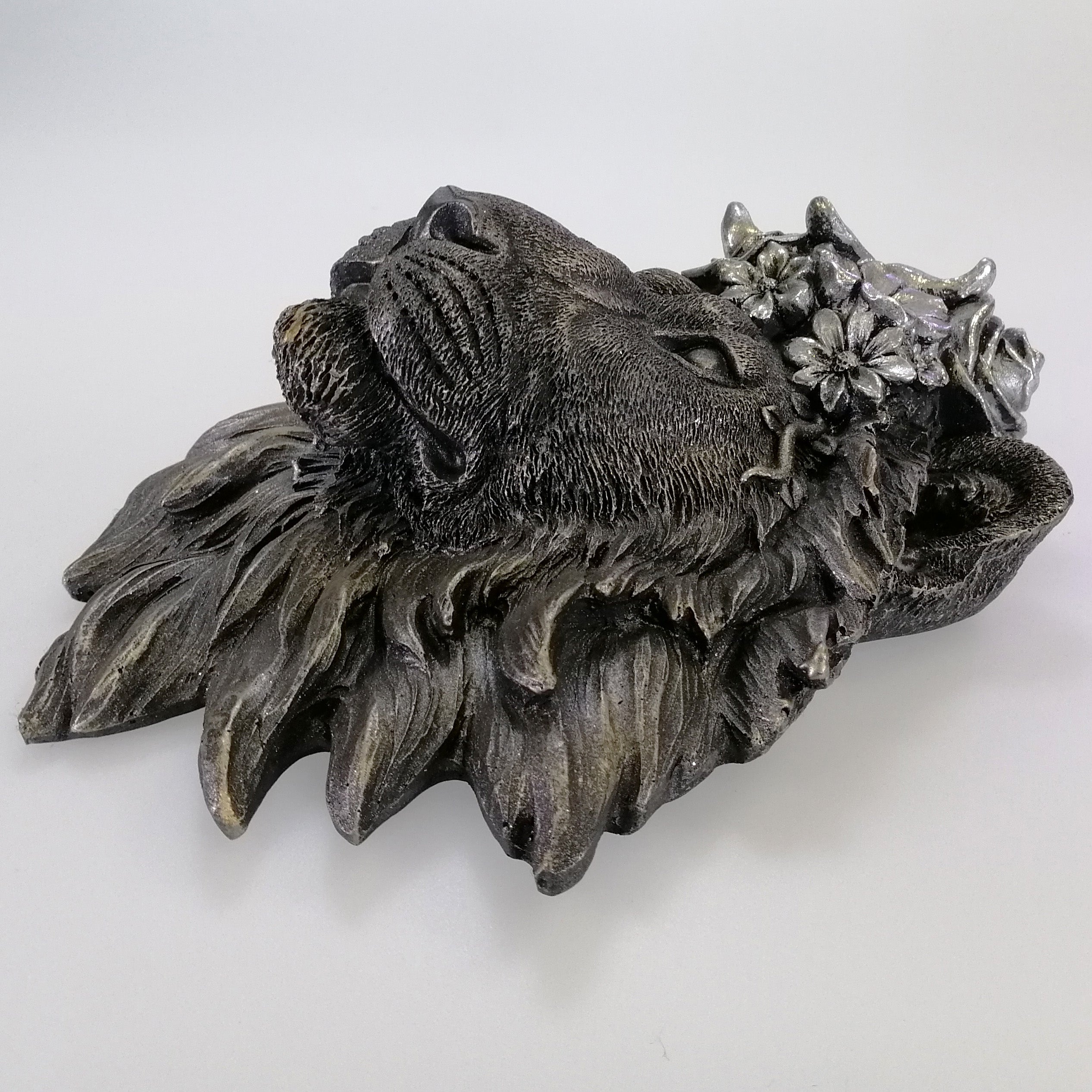 Electroplated Lion Head Wall Plaque