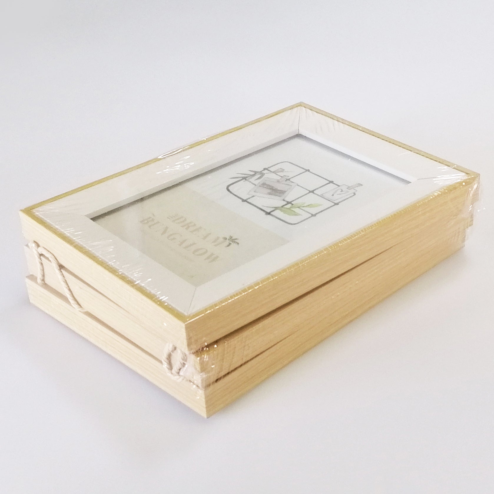 Hanging Photo Frames - White & Beige - Triple Vertical 4" x 6"