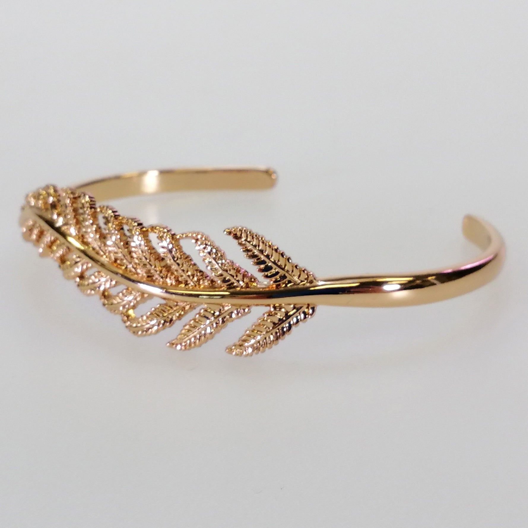 Kiwicraft - Rose Gold Fern Bracelet