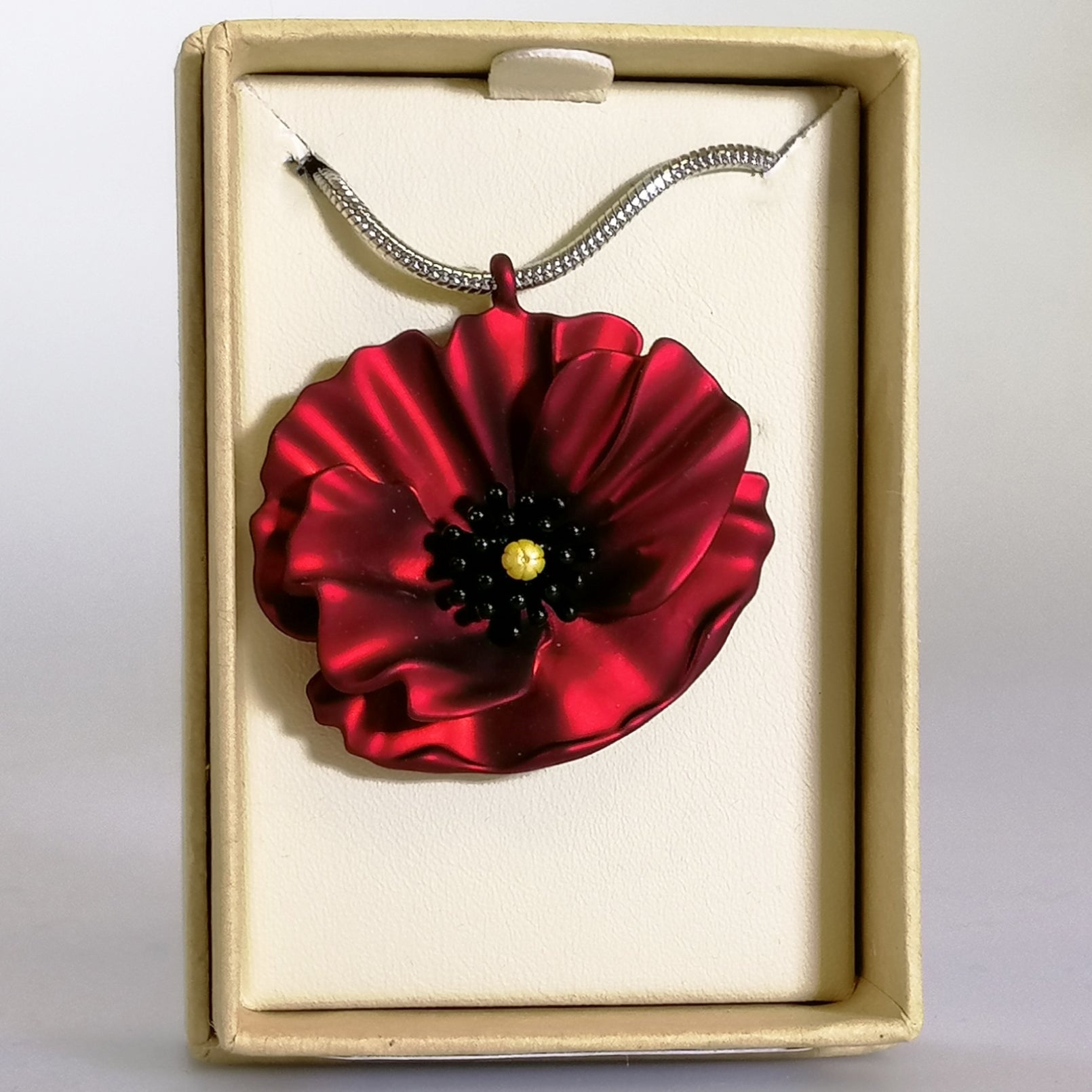 Kiwicraft - Red Poppy Rhodium Necklace