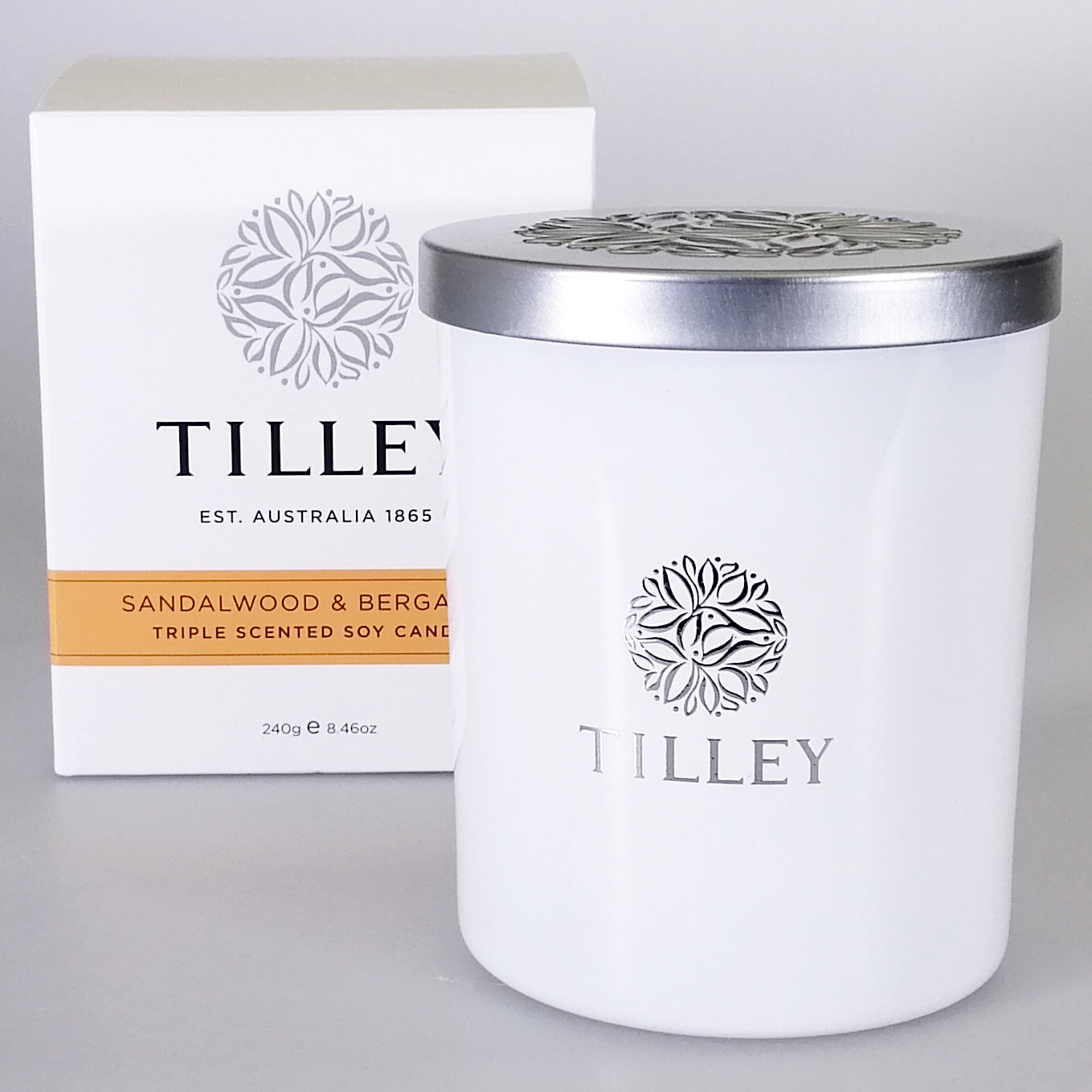 Tilley Soy Scented Candle - Sandalwood and Bergamot