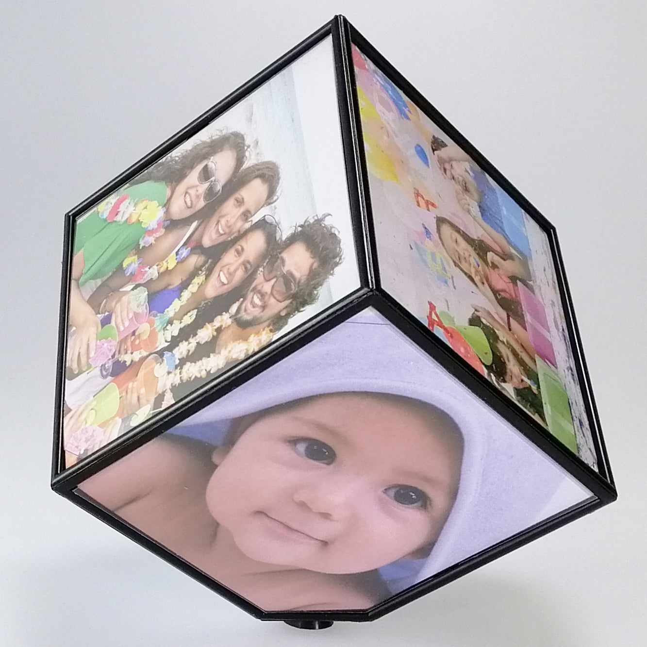 Automatic Rotating Photo-Cube