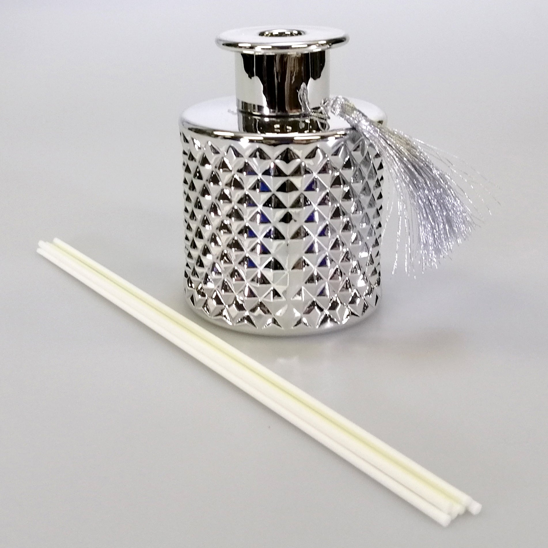 Desire - Hand Poured Diffuser - Vanilla & Anise - 200ml