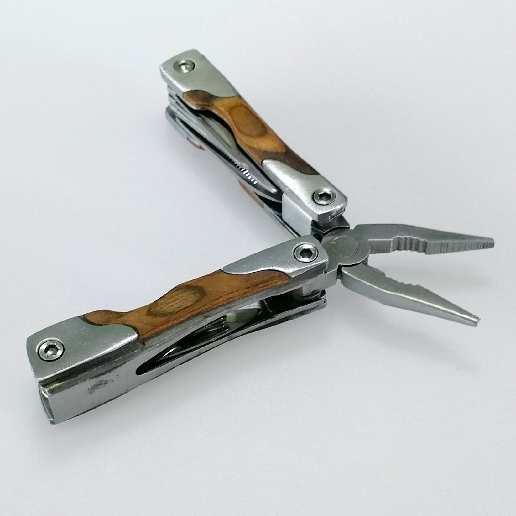 Multi-Tool 11-in-1