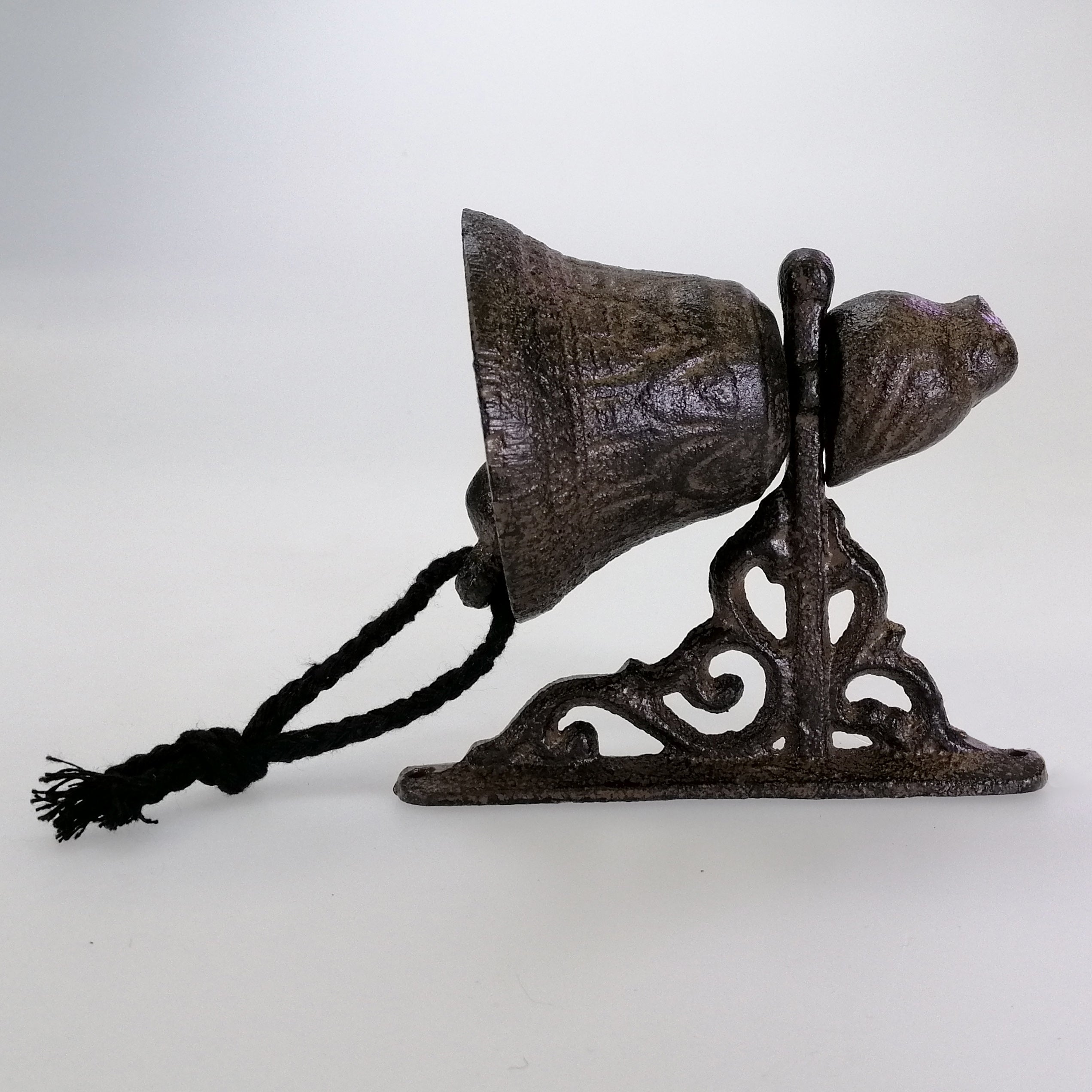 Cast Iron Bell - Sitting Bird