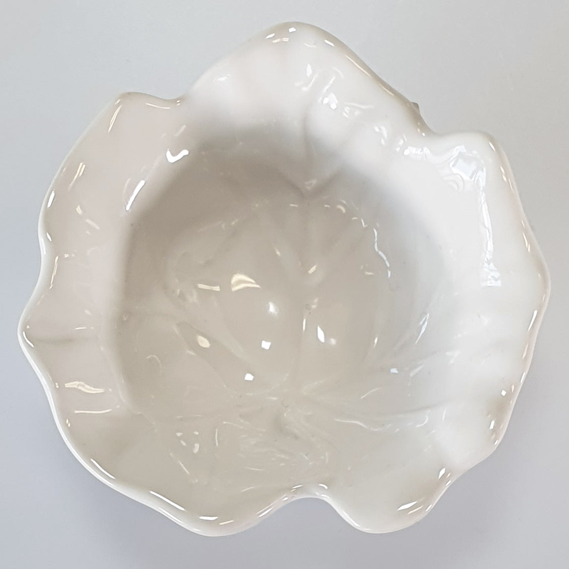 Ceramic Leaf Bowl - Small