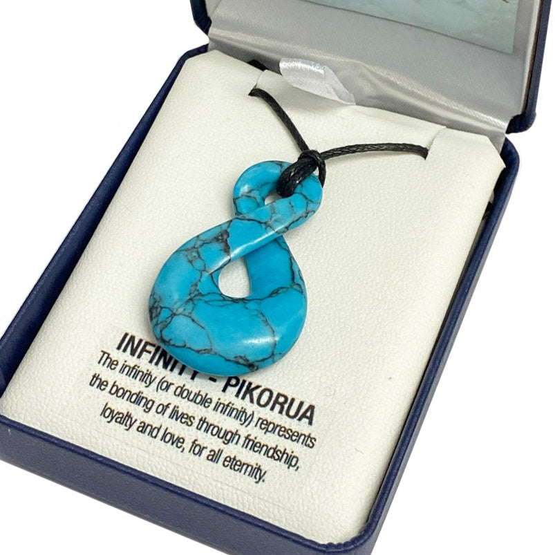 Turquoise Necklace - 'Pikorua'