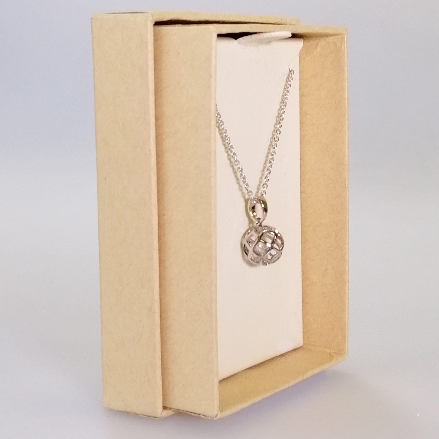 Kiwicraft - Silver-look Zircon Ball Necklace