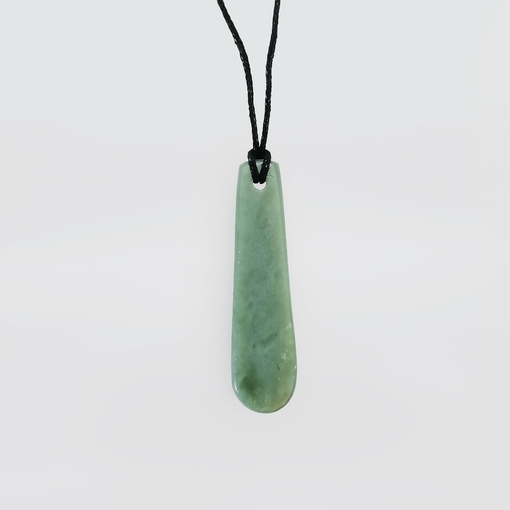 NZ Pounamu Pendant - 'Patu'