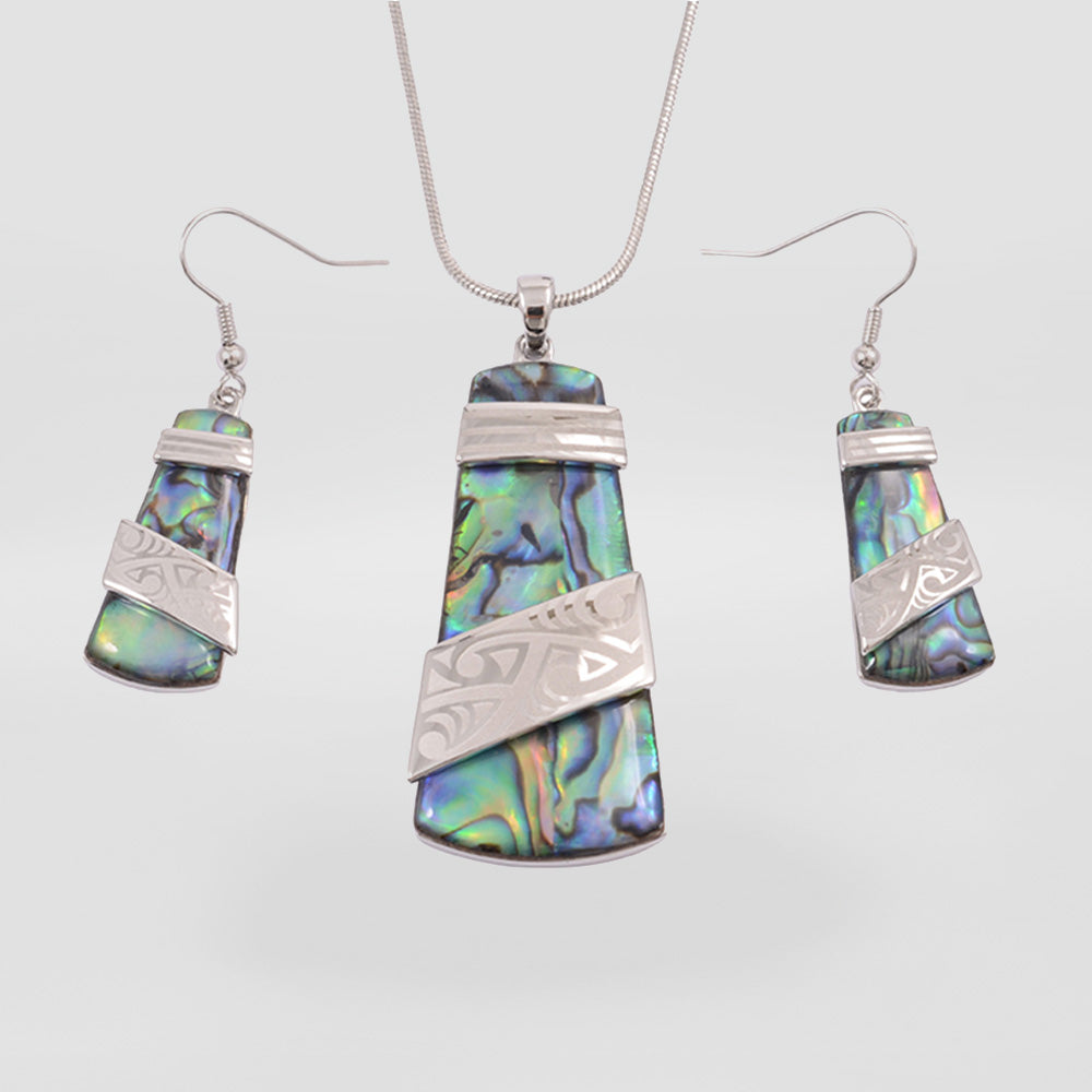 Paua Toki Engraved Pendant Set