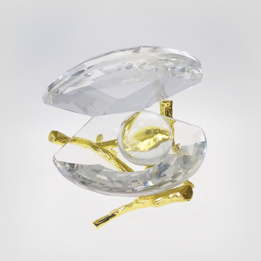 Glass Oyster W/ Pearl & Gold Stand