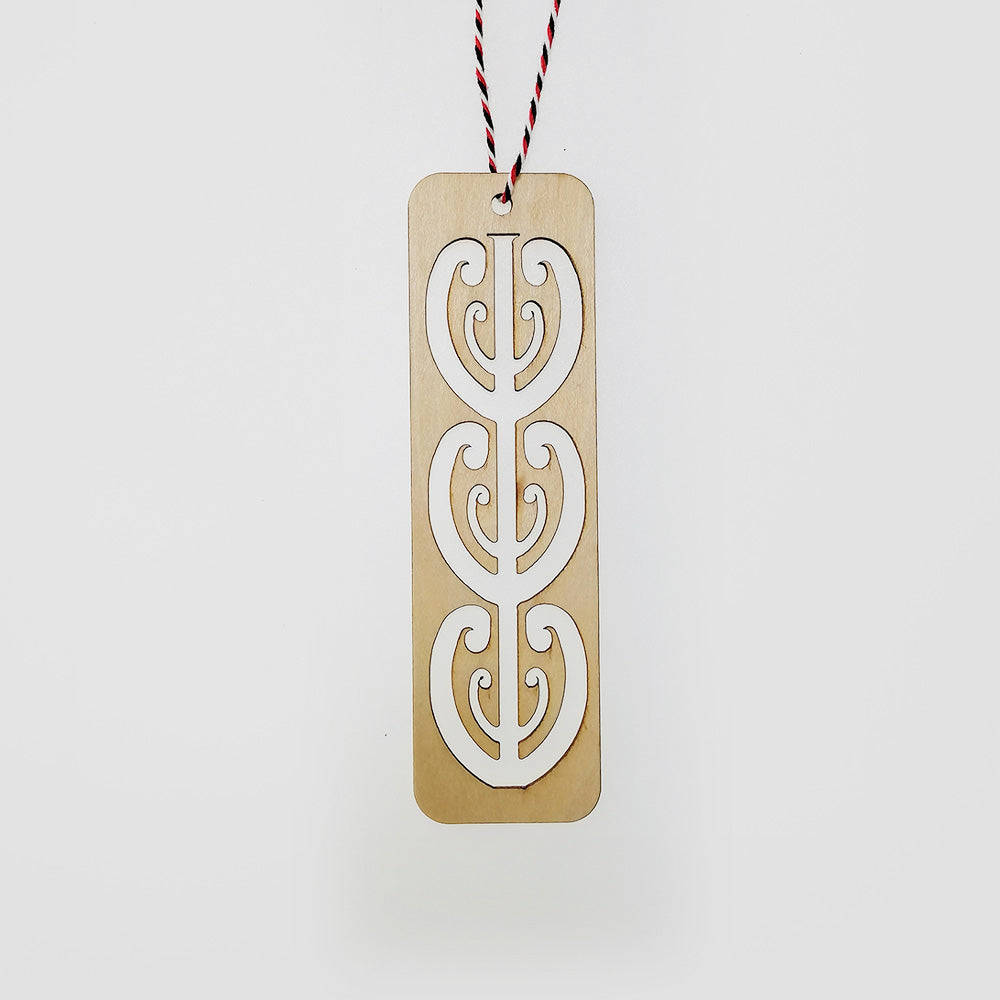 Wooden 'Mangopare' Bookmark