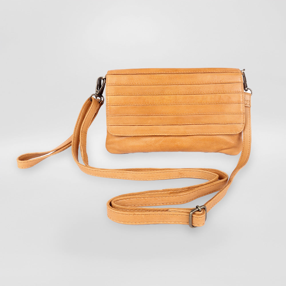 In Leatherz - Leather 'Ridged Flap' Purse