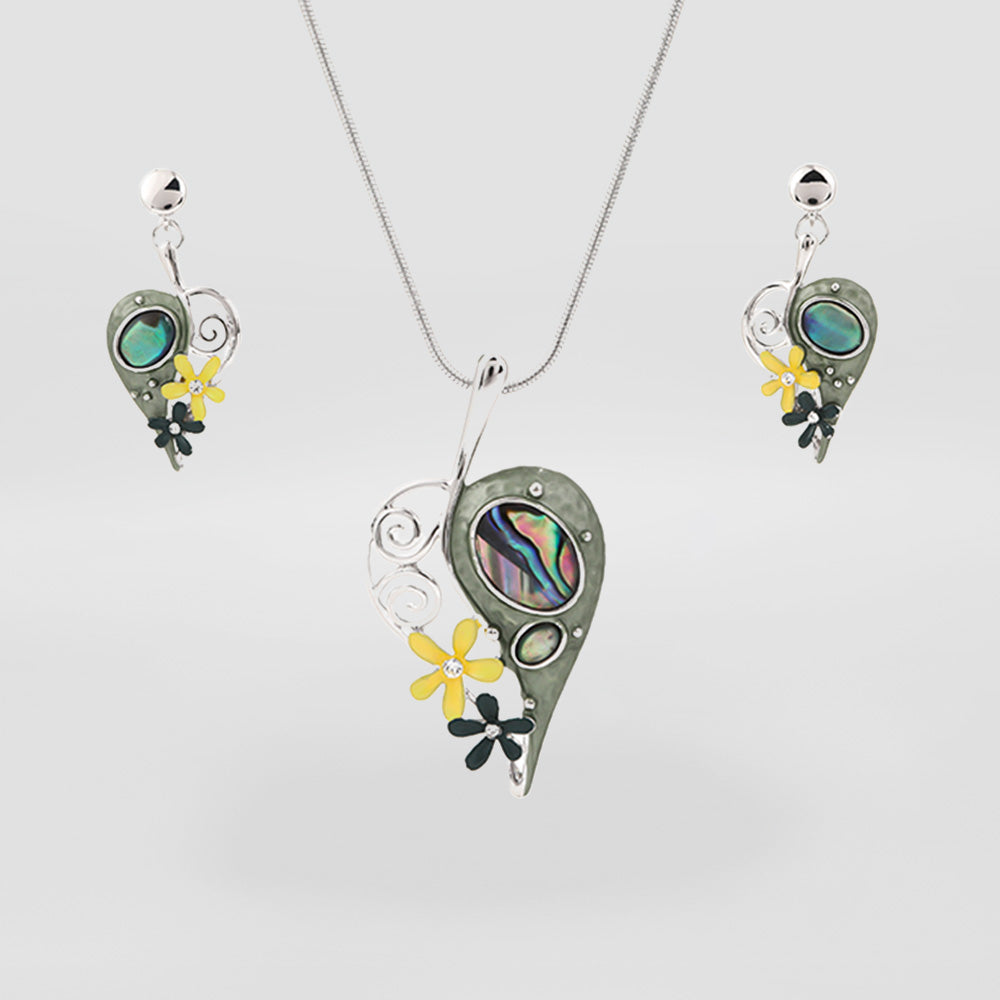 'Butterfly On Flower' Pendant