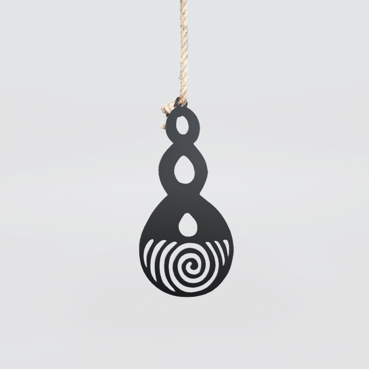 Hanging Metal Art - 'Eternity' W/ Rope