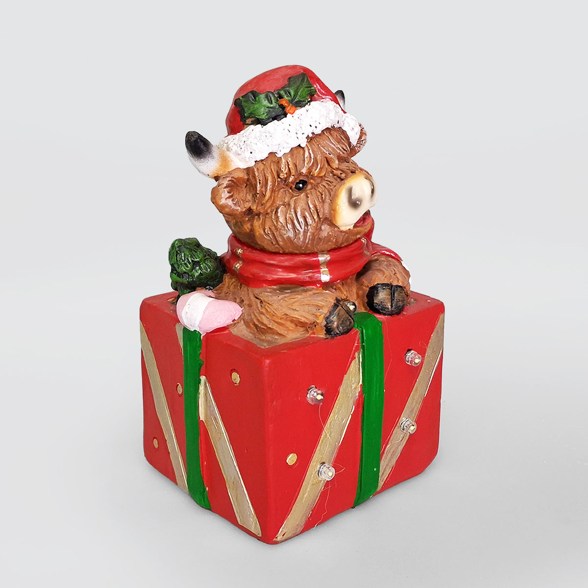 Christmas Highland Cow In A Box - LED