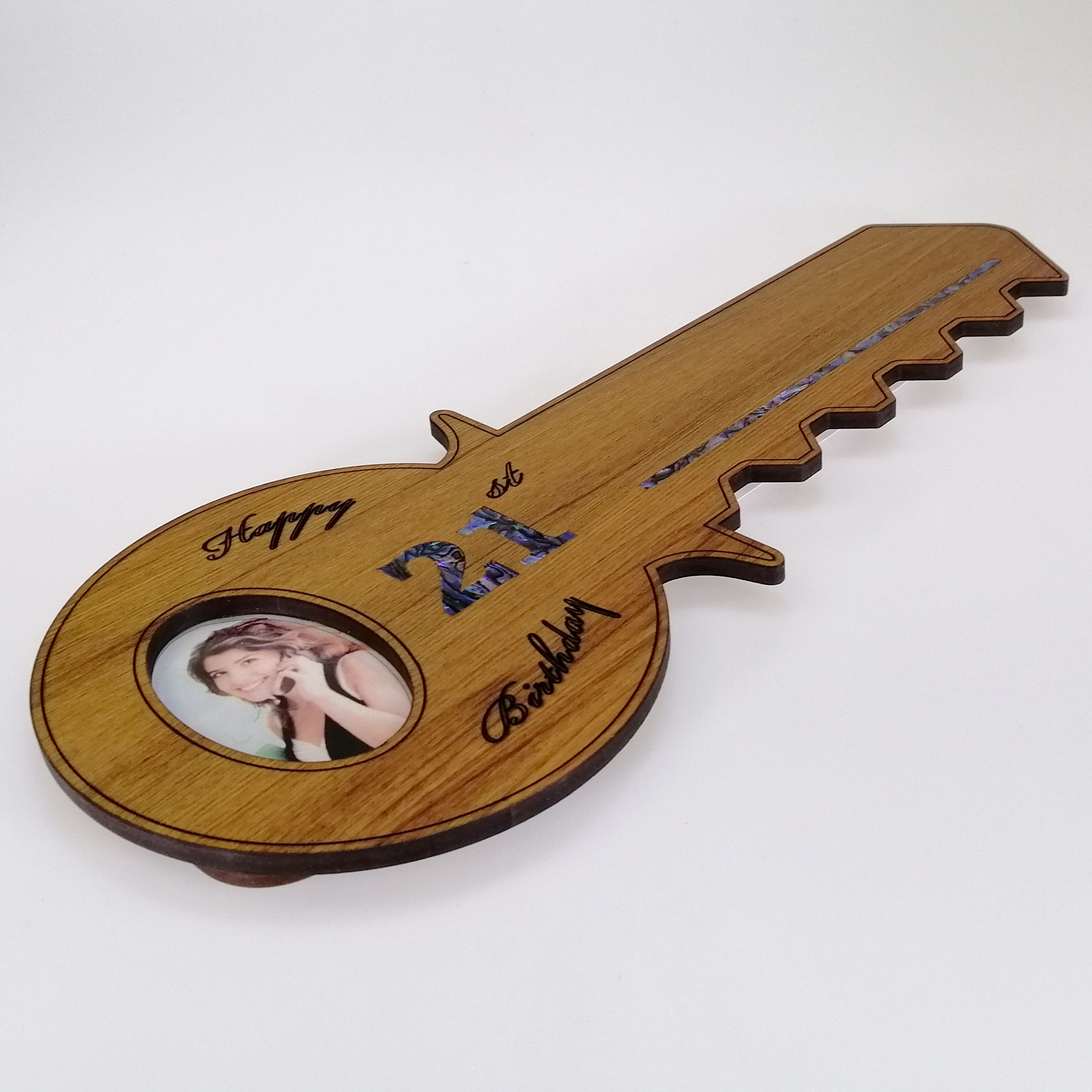 Paua Inlay 21st Key with Oval Picture Frame